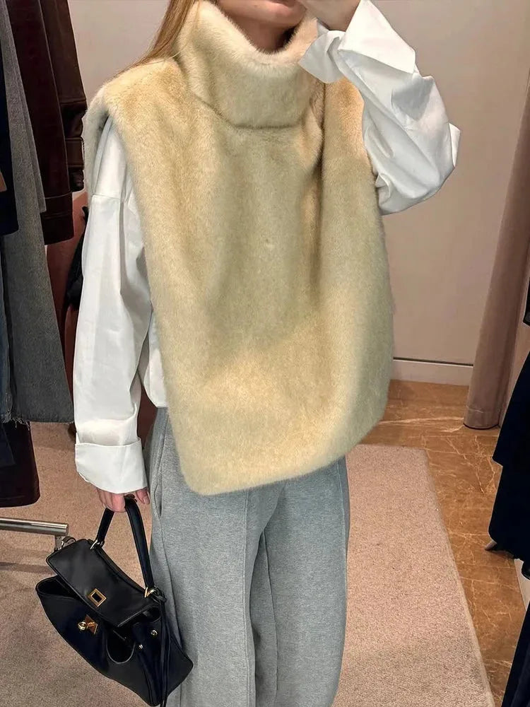 Faux Fur Cropped Gilet with Polo Neck for Women image 10